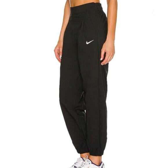 Nike Sportswear Icon Clash Trousers - Black Size XL NWT - Picture 2 of 11